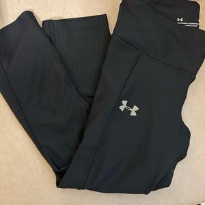 UA Under Armour Capri Compression leggings Size small